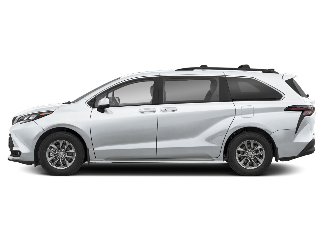 2026 Toyota Sienna XLE photo 2