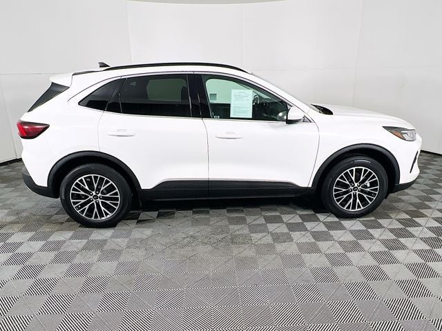 2025 Ford Escape Plug-In Hybrid Base