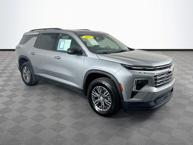 2025 Chevrolet Traverse LT 2LT