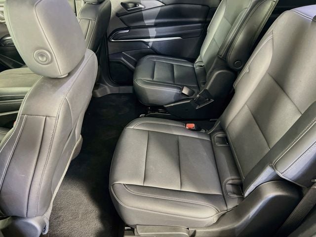 2025 Chevrolet Traverse LT 2LT