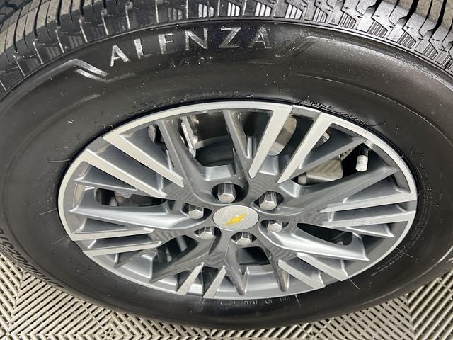 2025 Chevrolet Traverse LT 2LT