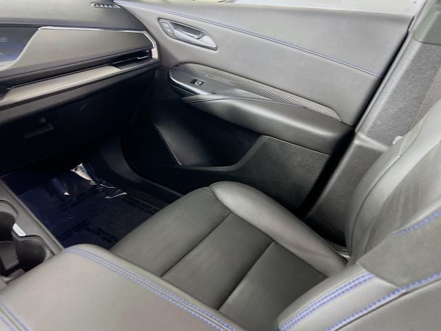 2024 Cadillac XT4 Sport