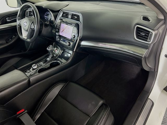 2023 Nissan Maxima SV