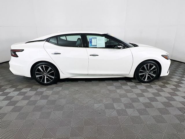 2023 Nissan Maxima SV