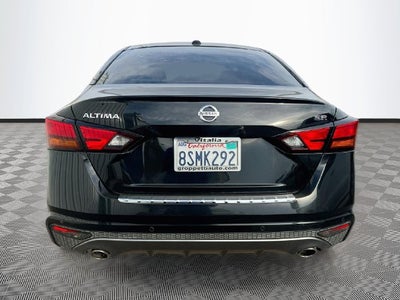 2020 Nissan Altima 2.5 SR