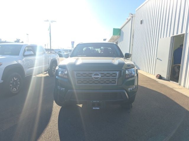 2022 Nissan Frontier SV