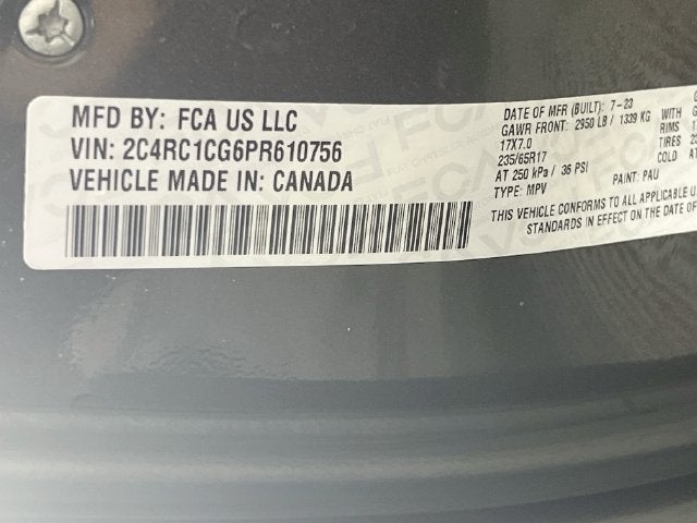 2023 Chrysler Voyager LX