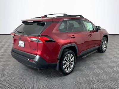 2022 Toyota RAV4 XLE Premium