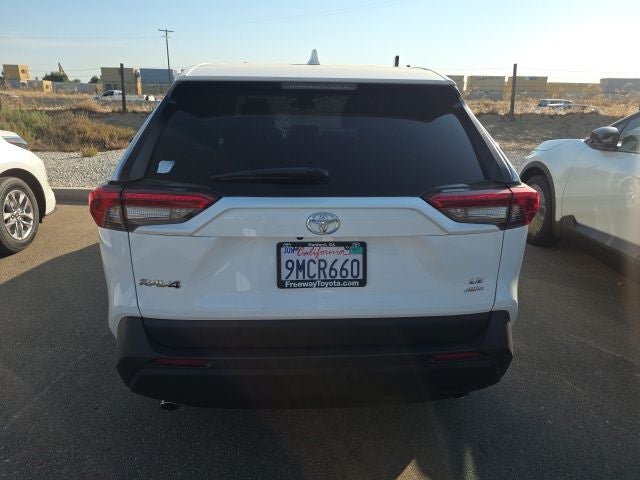 2024 Toyota RAV4 LE