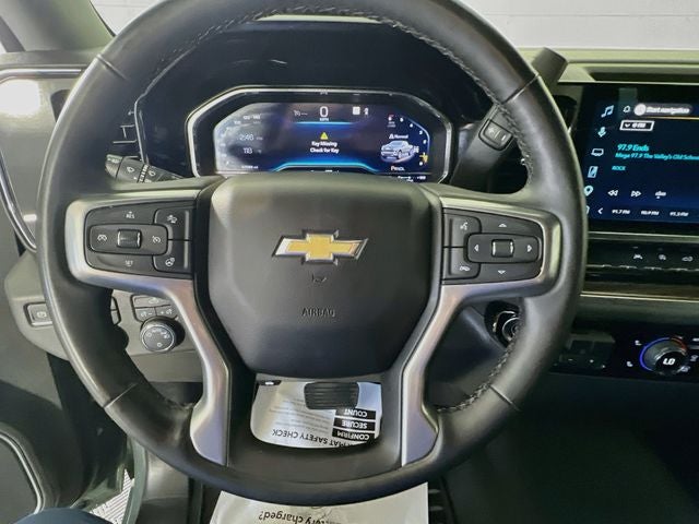 2025 Chevrolet Silverado 1500 LT LT1