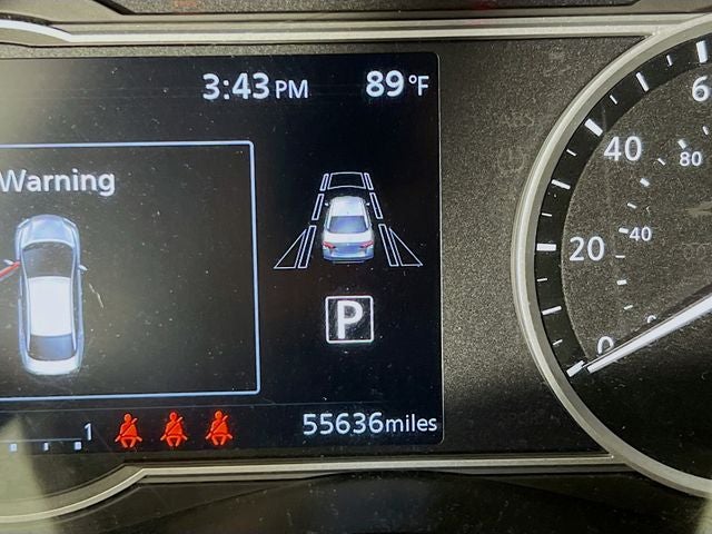 2024 Nissan Versa 1.6 SR