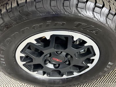 2025 Toyota Tacoma TRD Off-Road