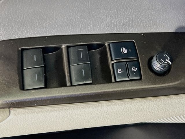 2021 Toyota Camry Hybrid LE