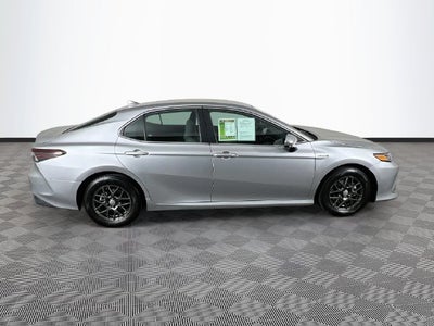2021 Toyota Camry Hybrid LE