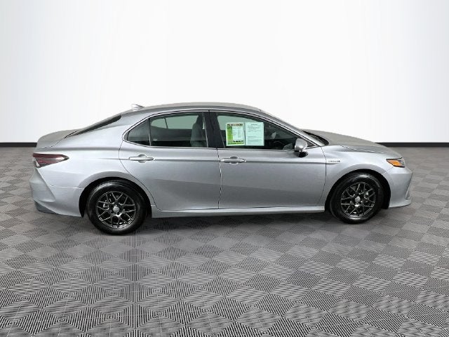 2021 Toyota Camry Hybrid LE