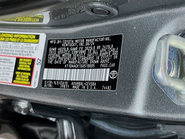 2025 Toyota Camry SE