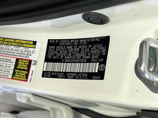 2025 Toyota Camry SE