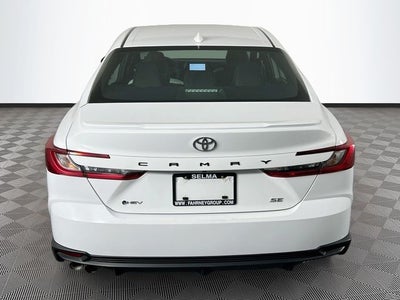 2025 Toyota Camry SE