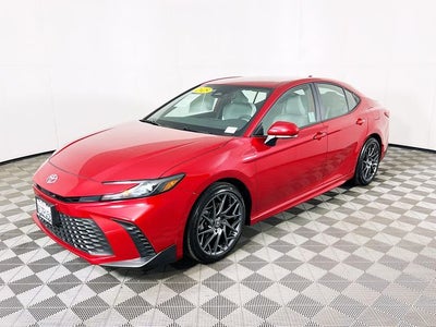 2025 Toyota Camry SE