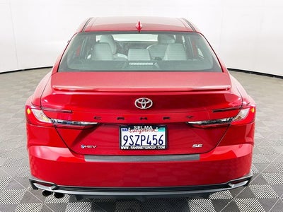 2025 Toyota Camry SE