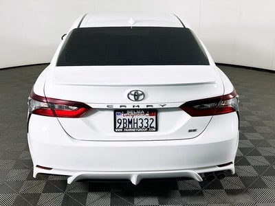 2022 Toyota Camry SE