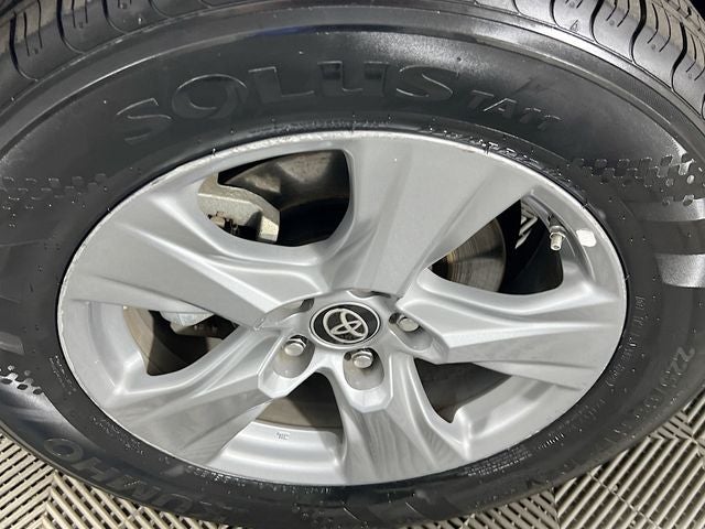 2022 Toyota RAV4 Hybrid LE