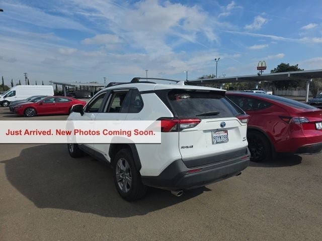 2022 Toyota RAV4 Hybrid XLE