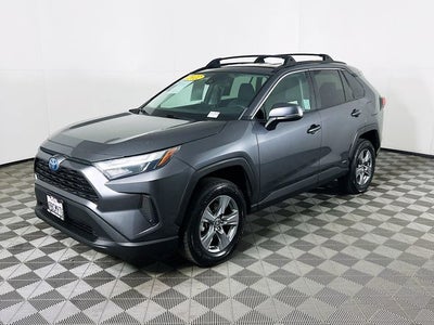 2022 Toyota RAV4 Hybrid XLE