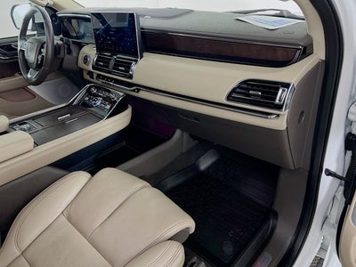 2022 Lincoln Navigator Reserve
