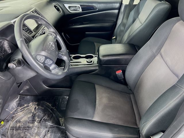 2019 Nissan Pathfinder SV