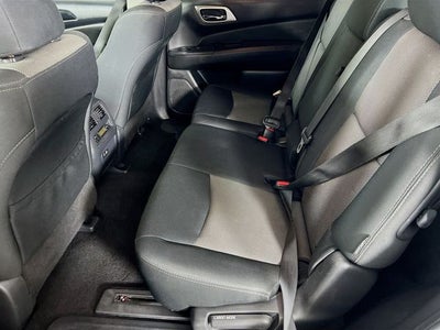 2019 Nissan Pathfinder SV