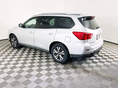 2019 Nissan Pathfinder SV