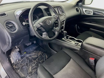 2019 Nissan Pathfinder SV