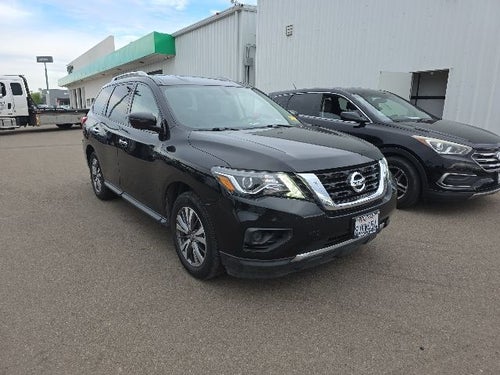 2019 Nissan Pathfinder S