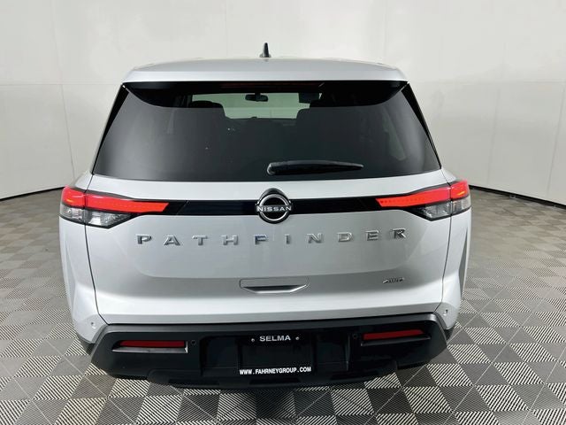 2023 Nissan Pathfinder S