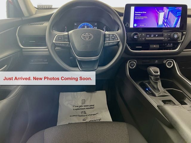 2026 Toyota Grand Highlander LE