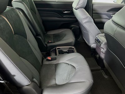 2026 Toyota Grand Highlander Hybrid MAX Platinum