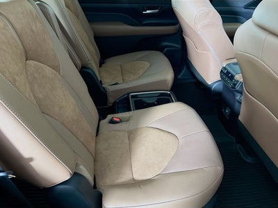 2026 Toyota Grand Highlander Hybrid MAX Platinum