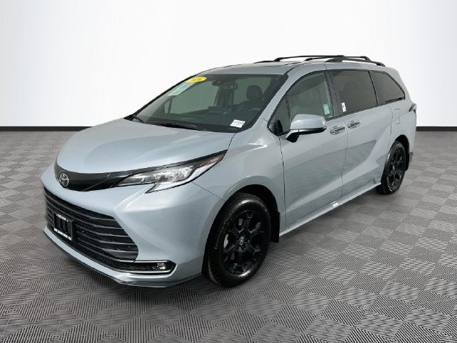 2026 Toyota Sienna Woodland Edition