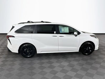 2026 Toyota Sienna Woodland Edition