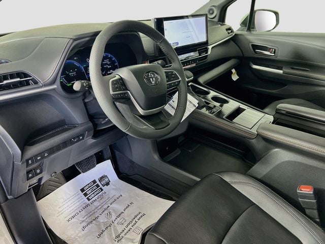 2026 Toyota Sienna Woodland Edition
