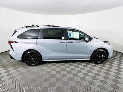 2026 Toyota Sienna Woodland Edition