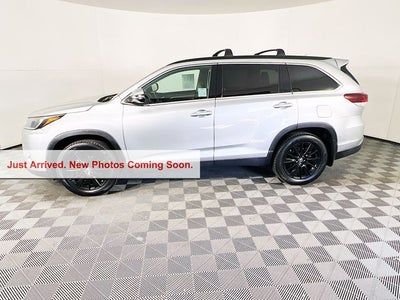 2019 Toyota Highlander SE
