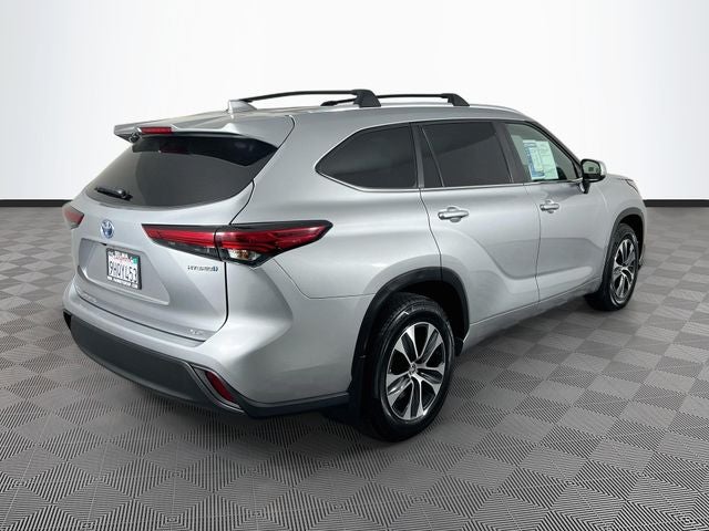 2023 Toyota Highlander Hybrid XLE
