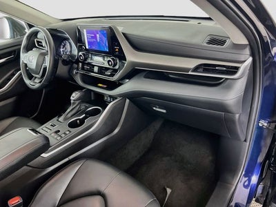 2025 Toyota Highlander XLE