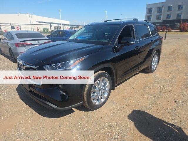 2026 Toyota Highlander Hybrid Limited