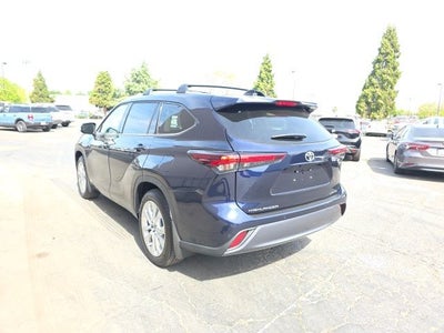 2026 Toyota Highlander Hybrid Limited