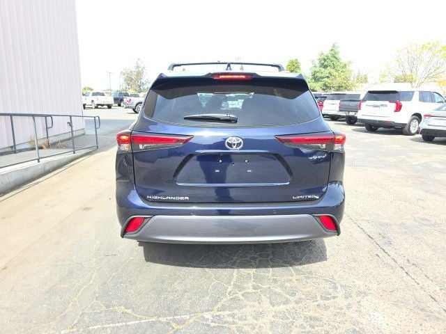 2026 Toyota Highlander Hybrid Limited