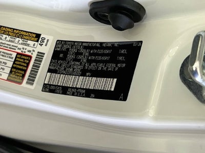 2026 Toyota Sienna XLE 8 Passenger