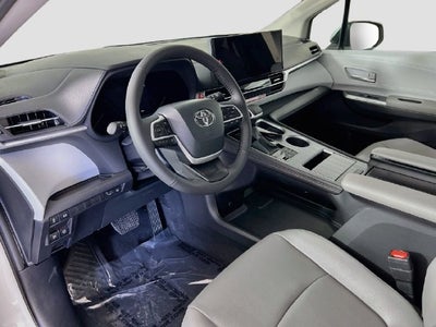 2026 Toyota Sienna XLE 8 Passenger